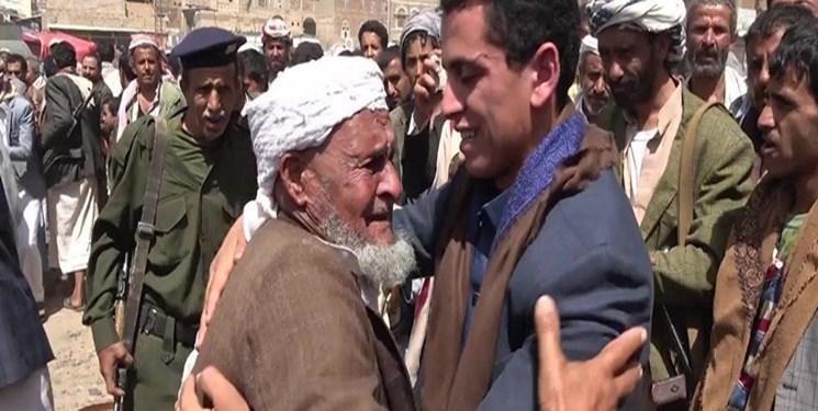 تحولات یمن؛ آزادی ده ها اسیر و ملاقات هیأت صنعا و نماینده سازمان ملل