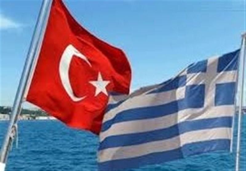 برخورد خفیف کشتی های جنگی ترکیه و یونان در آب های مدیترانه