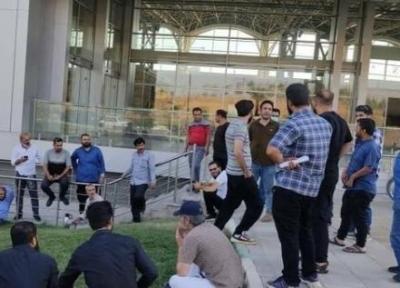 تجمع کارکنان مترو هشتگرد مربوط به مطالبات از مترو تهران بوده است