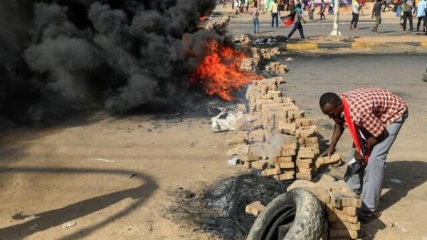 مخالفان کودتای سودان خیابان های اصلی خارطوم و شهرهای دیگر را بستند