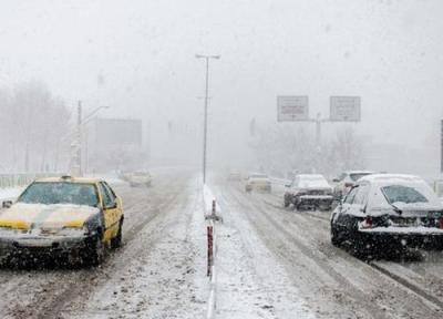 بارش برف و باران در جاده های 6 استان ، 33 جاده مسدود است