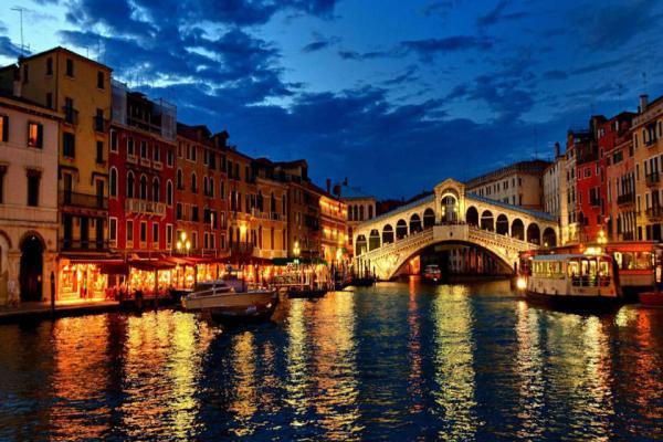 تور ایتالیا ارزان: شرایط قرمز در شهر تاریخی و گردشگری ونیز